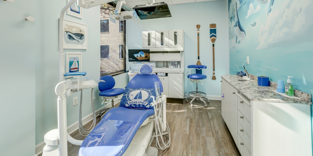 Dental technology decorative image